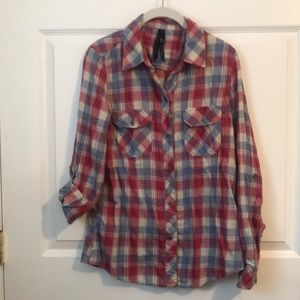 Long sleeve plaid shirt